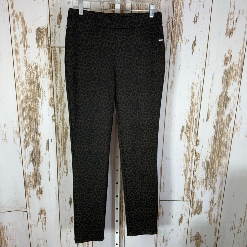 FDJ French Dressing Jean, Chic Leopard Print Straight Leg Pants. Size 6.